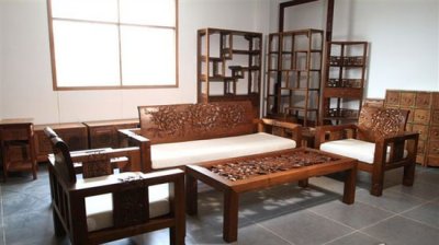 核桃木家具的優(yōu)缺點(diǎn)，核桃木家具如何保養(yǎng)?